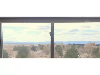 Photo #6: 2493889 Listing