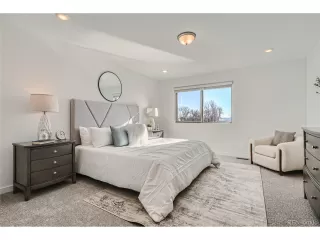 Photo #2: 2494017 Listing 