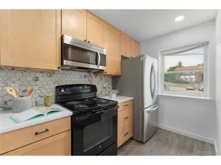 Photo #5: 2496730 Listing