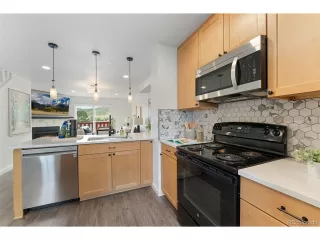 Photo #6: 2496730 Listing