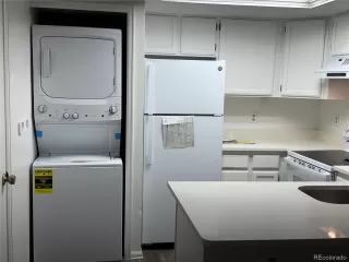 Photo #5: 2497989 Listing