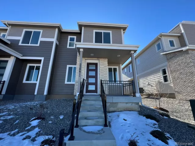 MLS: 2498047 Condo For Sale