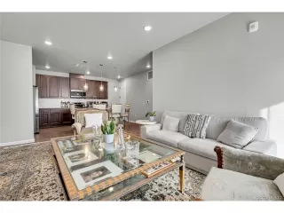 Photo #3: 2498795 Listing