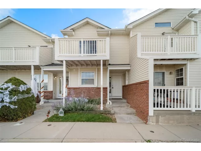 MLS: 2500401 Condo For Sale