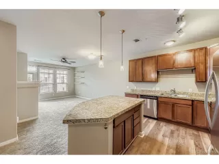 Photo #3: 2501321 Listing 