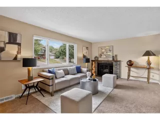 Photo #2: 2503762 Listing