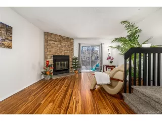 Photo #6: 2504552 Listing