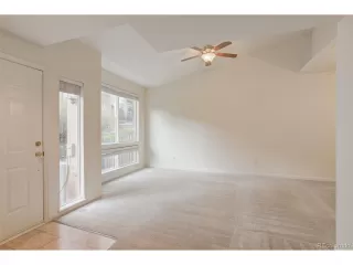 Photo #3: 2507188 Listing