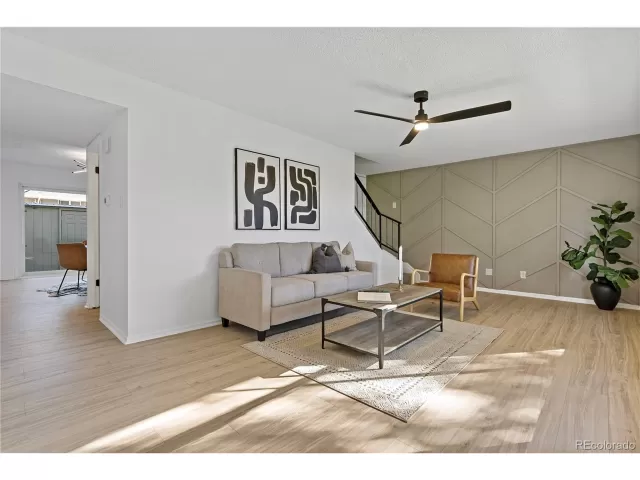 MLS: 2508033 Condo For Sale