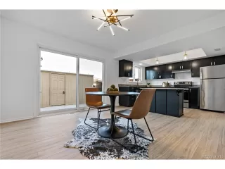 Photo #6: 2508033 Listing