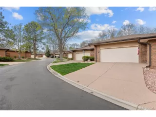 Photo #2: 2508908 Listing