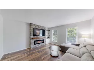 Photo #2: 2509669 Listing