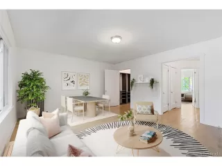 Photo #3: 2510215 Listing