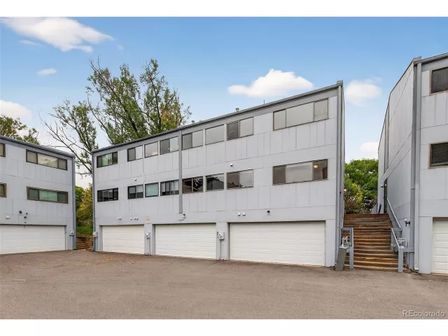 MLS: 2510754 Condo For Sale