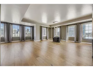 Photo #2: 2517382 Listing