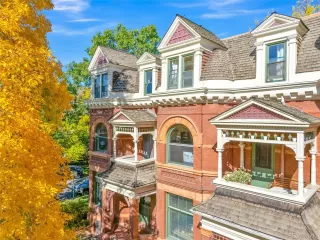 Photo #2: 2519020 Listing 