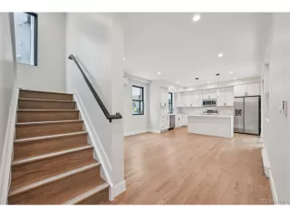 Photo #2: 2523169 Listing 