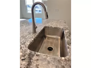 Photo #4: 2524411 Listing