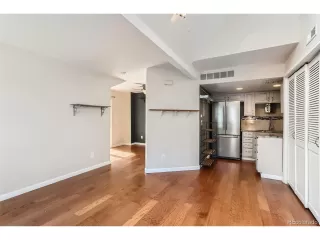 Photo #2: 2527319 Listing