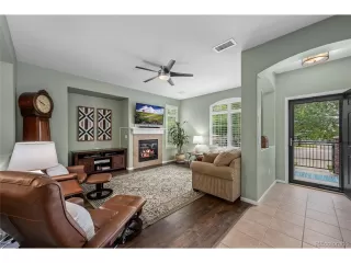 Photo #5: 2536244 Listing 