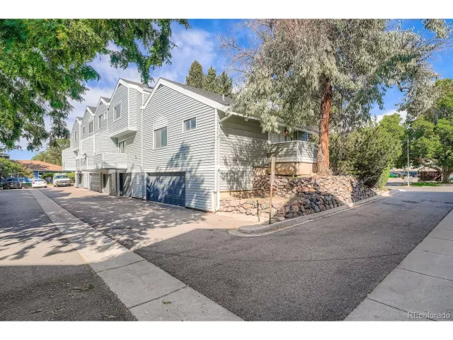 MLS: 2536897 Condo For Sale