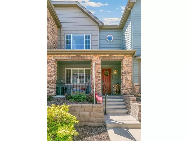 MLS: 2540685 Condo For Sale