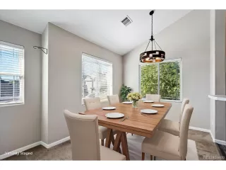 Photo #3: 2544953 Listing