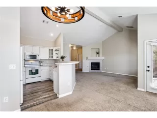 Photo #6: 2544953 Listing