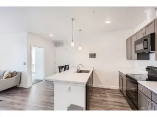 Photo #2: 2545584 Listing