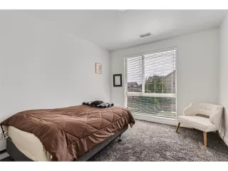 Photo #5: 2545584 Listing