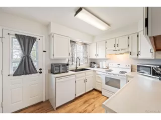 Photo #4: 2546818 Listing