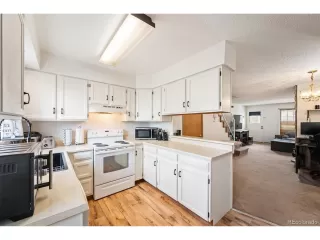 Photo #6: 2546818 Listing