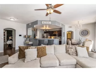 Photo #4: 2546977 Listing