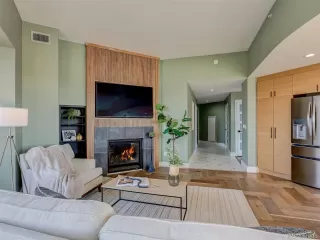 Photo #5: 2547021 Listing