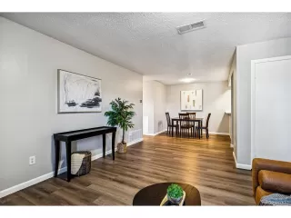 Photo #2: 2548361 Listing 