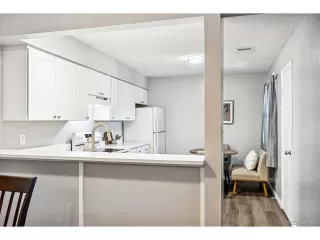 Photo #5: 2548361 Listing 