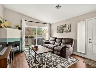 Photo #4: 2549237 Listing