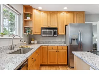 Photo #5: 2553006 Listing