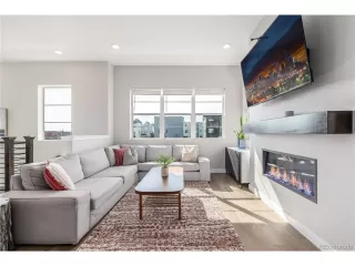 Photo #3: 2555098 Listing 