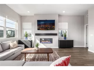 Photo #4: 2555098 Listing 