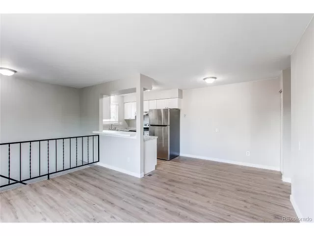 MLS: 2556058 Condo For Sale