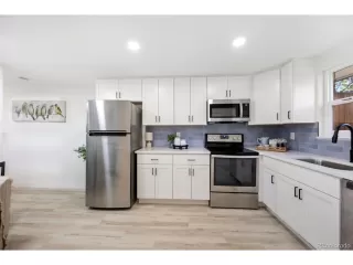 Photo #6: 2557206 Listing