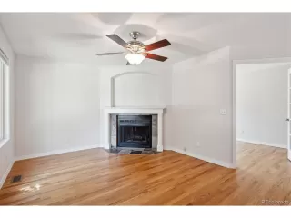 Photo #3: 2561048 Listing