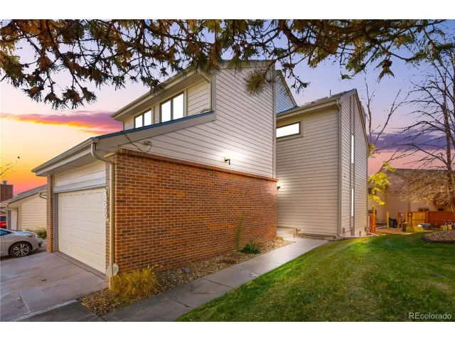 MLS: 2561821 Condo For Sale