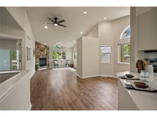 Photo #6: 2565190 Listing