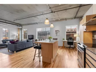 Photo #2: 2565280 Listing 