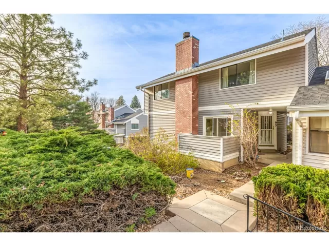 MLS: 2567234 Condo For Sale