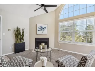 Photo #2: 2572641 Listing