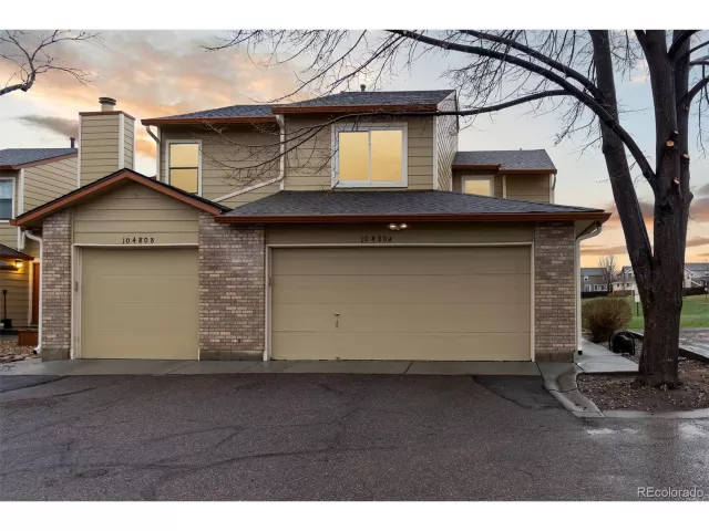 MLS: 2573766 Condo For Sale