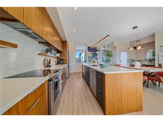 Photo #3: 2576282 Listing